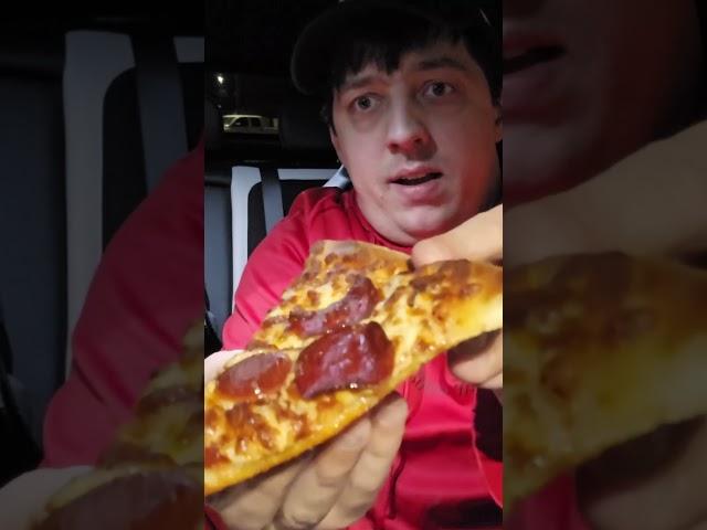 KevynEats!  Pepperoni Duo on a Handmade Crust @pizzahut! So good!