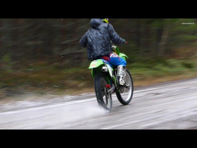 Kawasaki KX500cc 2-Stroke Sideways & Wide Open | Raw