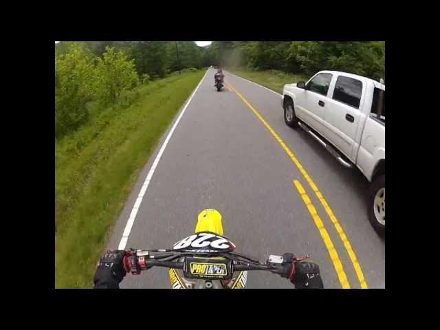 OWNING SOME ROCKETS: SUPERMOTO VS EVERYBODY