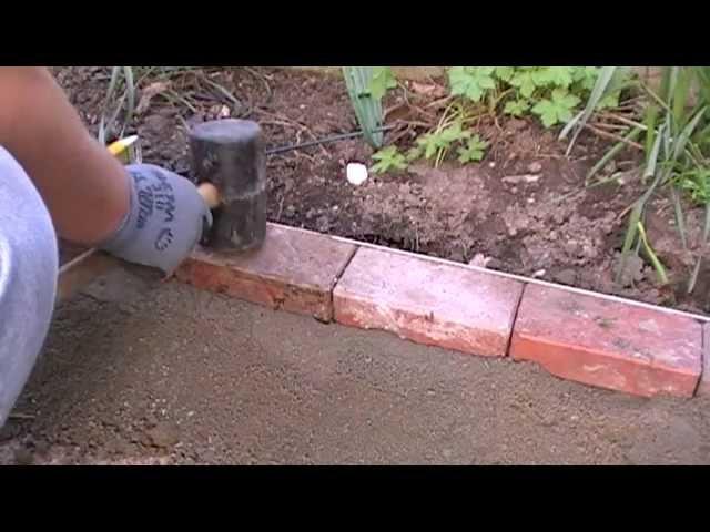 Laying a block edge course