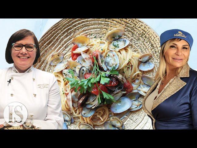 Spaghetti with clams: Naples vs Venice with La Figlia do 'Marinaro and Osteria da Fiore*