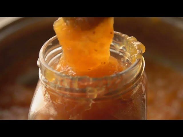 How to Make Cozy Spiced Apple Jam 