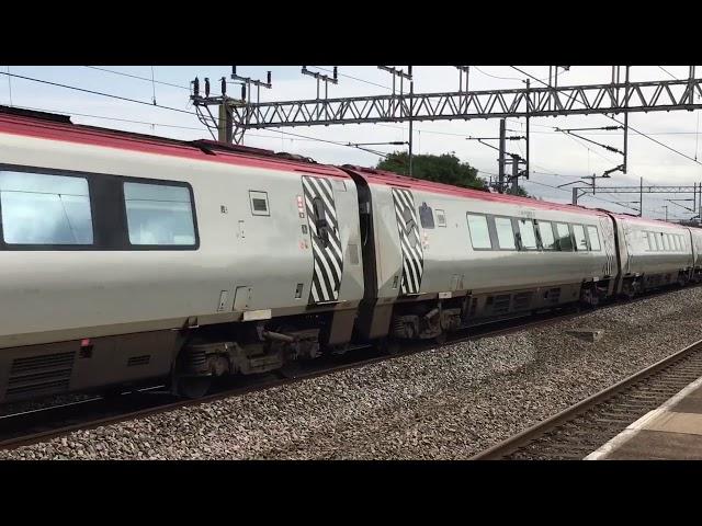 Virgin Trains 221112 At Tamworth From London Euston To Chester