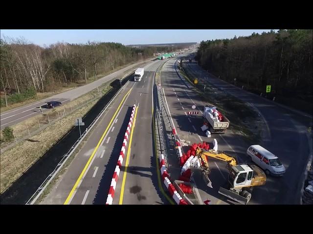 Film 109 - Przełożenie ruchu na jezdnię główną (strona lewa) od km 49+973 do km 52+550.