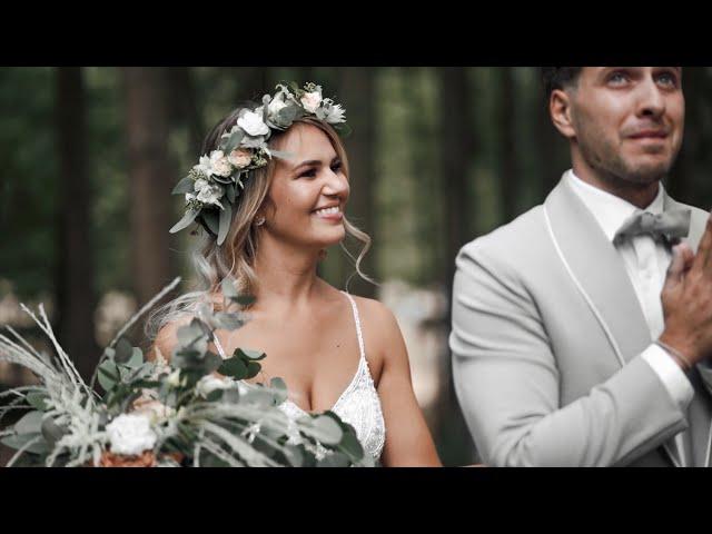 Hochzeit // Sissi & Leon - Boho-Wiesenhochzeit