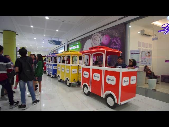 Philippines, SM City San Jose Del Monte, 2X escalator + choo choo train