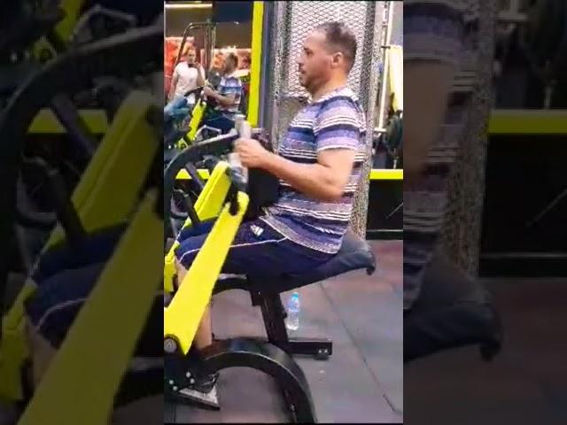 شوف المدرب الخام بيعمل أيه في الجم