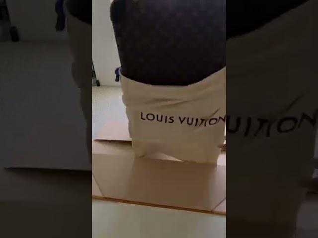 Louis Vuitton LV Horizon 55 Monogram Luggage Unboxing Video