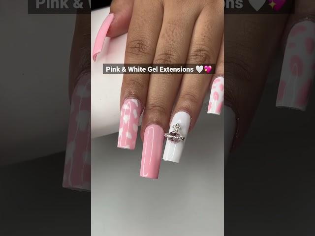 Pink & White Gel Nails #hernailtable #beginnernails #pinknails #whitenails #naillovers