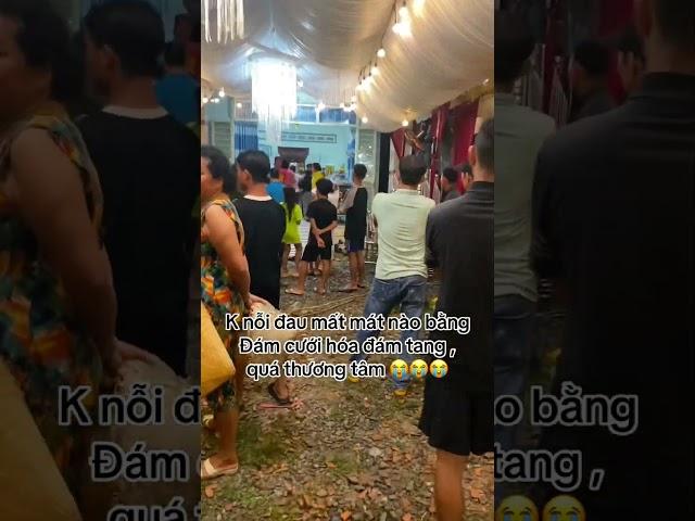 Đám cưới hóa đám ma