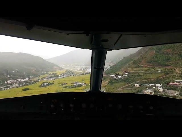 Heart-Stopping Rainy Approach and Landing at Paro Airport on Airbus A319 | Expert Flying