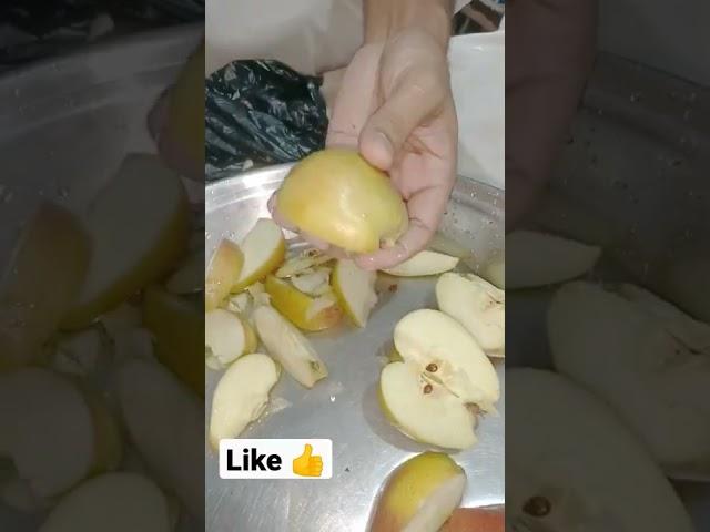 Viral Video Of Apple Cutting During Quran Recitation#Shorts#Viral