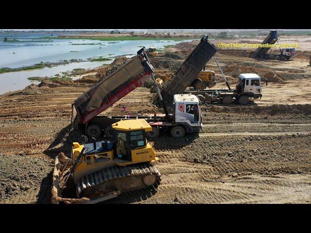 Best Dump Trucks Unloading Dirt, Bulldozer Pushing Dirt, Wheel Loader Pushing Dirt