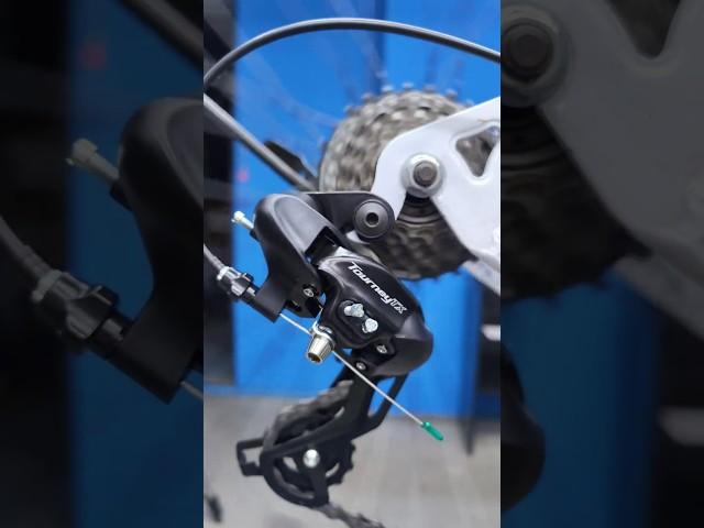 Shimano Tourney TX derailleur controls