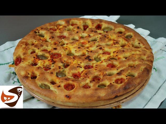 Focaccia pugliese o barese, alta, croccante e soffice – Cucina Italiana