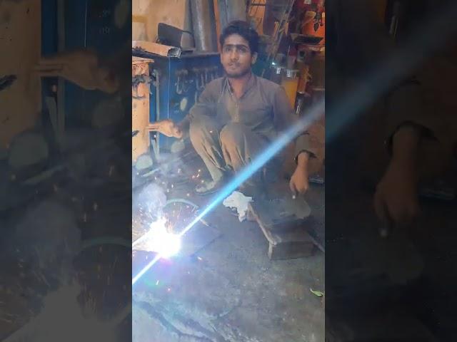 new method of welding of Pakistani welder