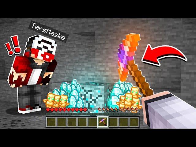 DEV KAZMA İLE KIRDIĞIMIZ ELMASTAN OP İTEMLER ÇIKIYOR - Minecraft