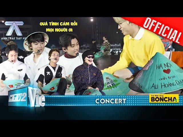 [BTS] Cảm động trước món quà ý nghĩa của FC Đức Phúc dành tặng các anh trai tại Concert Hà Nội