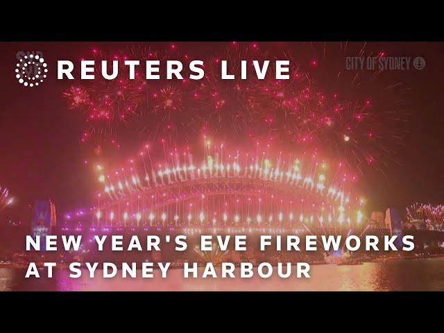 LIVE: New Year's Eve fireworks over Sydney Harbour