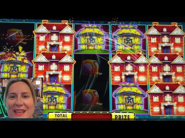 MAIN FLOOR or HIGH LIMIT ROOM? Which slots are better? Huff n' more Puff slot machine