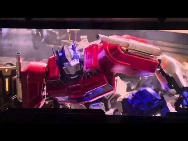 Transformers One, Optimus vs Megatron.