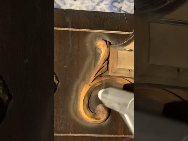 How to strip detailed pieces of furniture for your next furniture flip: soda blasting 101 !