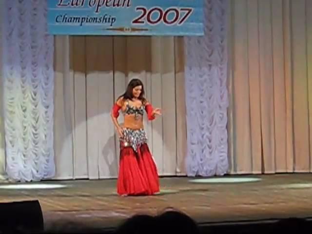 Sarah Shahine_ChEurope2007_in red.wmv