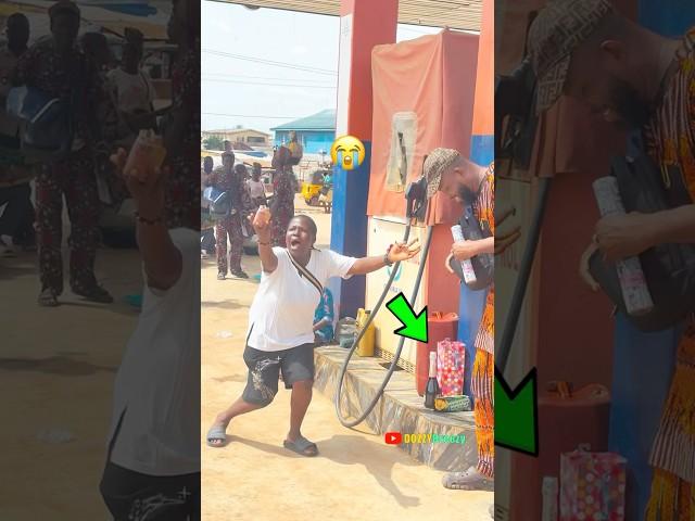 A SIMPLE ACT OF KINDNESS THAT WILL MAKE YOU CRY 2000 old #viralvideo #trending #mrbeast #shorts