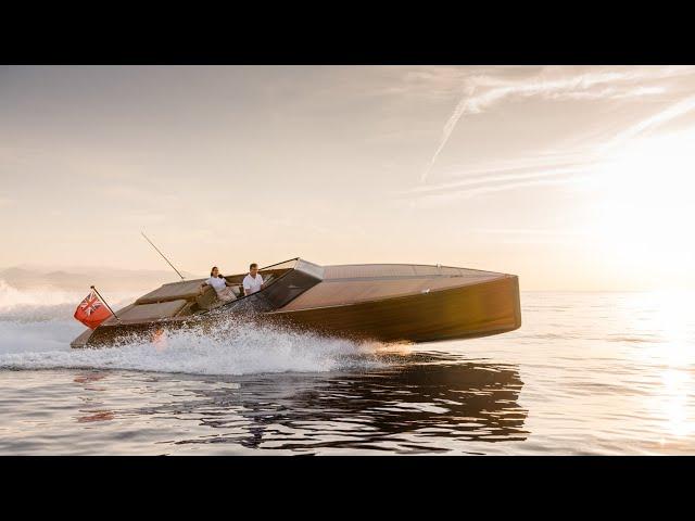 Building a dream - The 10.5 Titian Tender