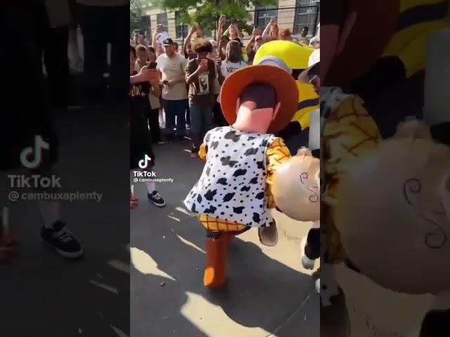 LOL  Woody Lit!!  RIP POP SMOKE | #Shorts #ToyStory #PopSmoke #Dance