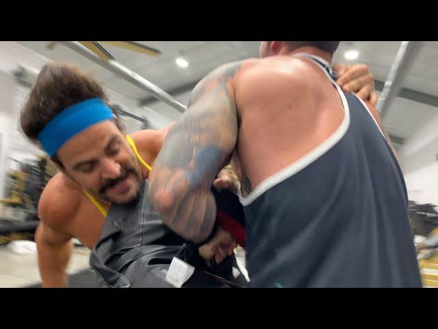 Sicko BRUTALIZES Bodybuilders & Gives them a TASTE of reality (Jujimufu & Szat Strength)