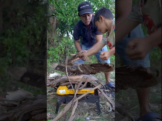 Bushcraft Skills: Very Simple But Useful Start Fire In Forest #survival #camping #outdoor #bushcraft