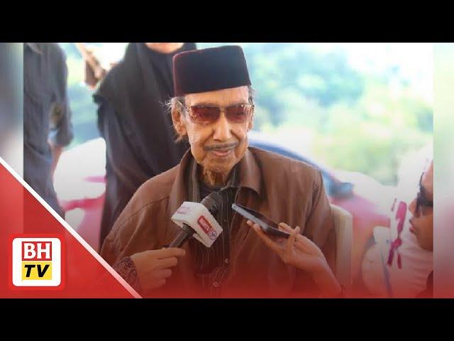 Saya kini tinggal seorang, legasi Khan terus kekal - Ahmad Nawab