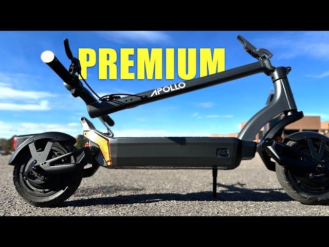 This $1,699 Premium Escooter is a Nearly Perfect Commuter: NEW Apollo City Pro Review