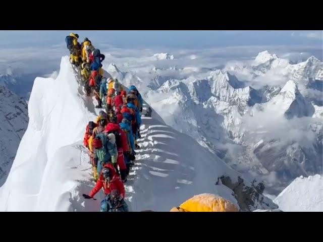 Everest 2024: Data and Fatalities from the Ended Season.