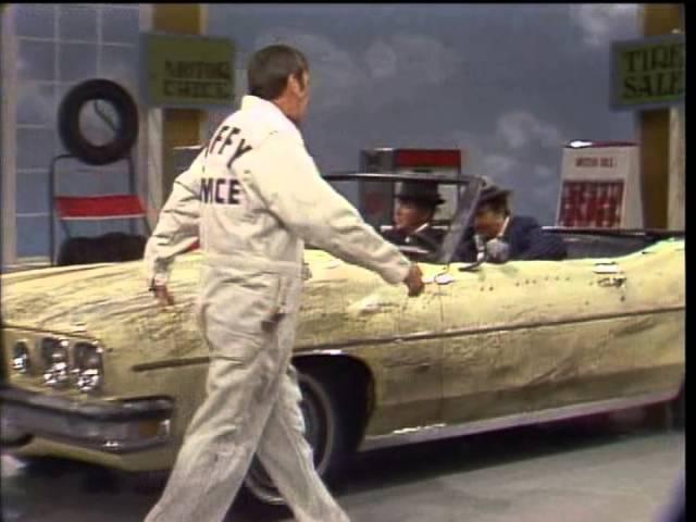 Dean Martin, Peter Falk & Paul Lynde - Getaway Car