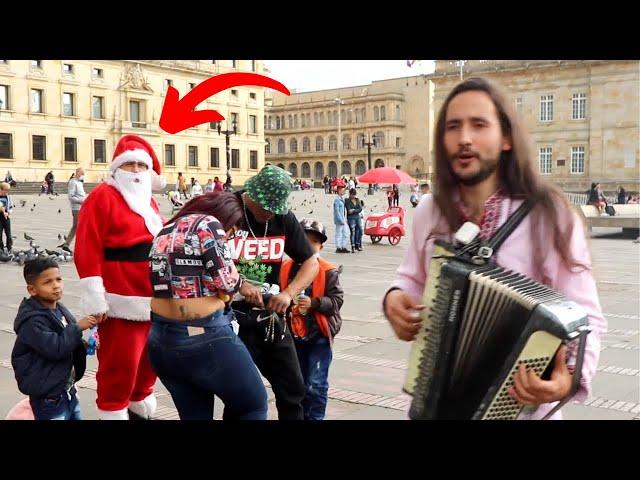 A Colombian guy is singing a famous Ukrainian folk song "You tricked me" in the middle of Bogota