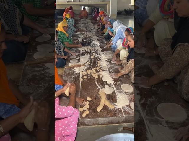 Roti Making For Langar In Gurudwara #shorts #gurudwara #ytshort #langar