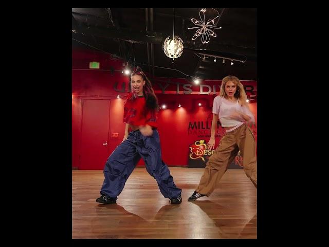 Kylie and Ruby are lightning up with the dance! #descendants #red #dance #shorts