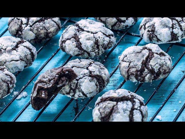 The Best Chocolate Crinkle Cookies Recipe Ever