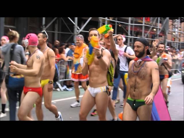 Team New York Aquatics at Pride