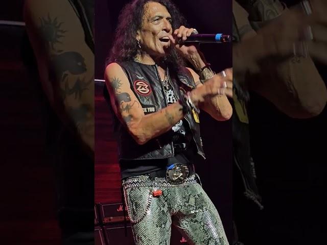 Steven Pearcy and Warren DiMartini of "Ratt" "You're in Love" at M3 Rock Festival 2025 #shorts