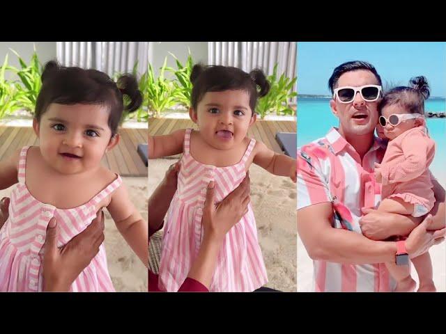 Aditya Narayan Daughter Tvisha Cutest Video Enjoying In Maldives Vacation