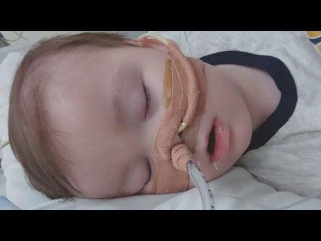 Parents of sick baby Alfie Evans break down in court