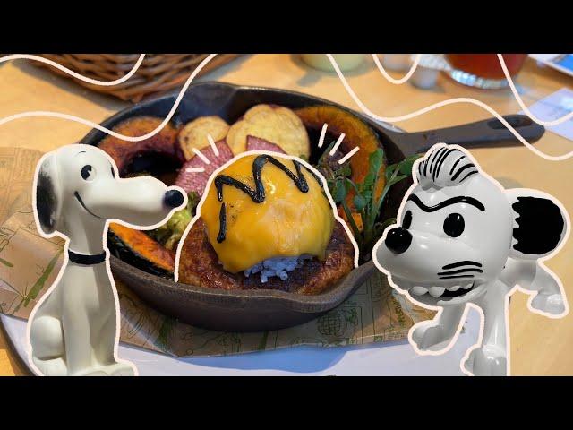 a snoopy christmas at the snoopy museum  japan vlog 2022 