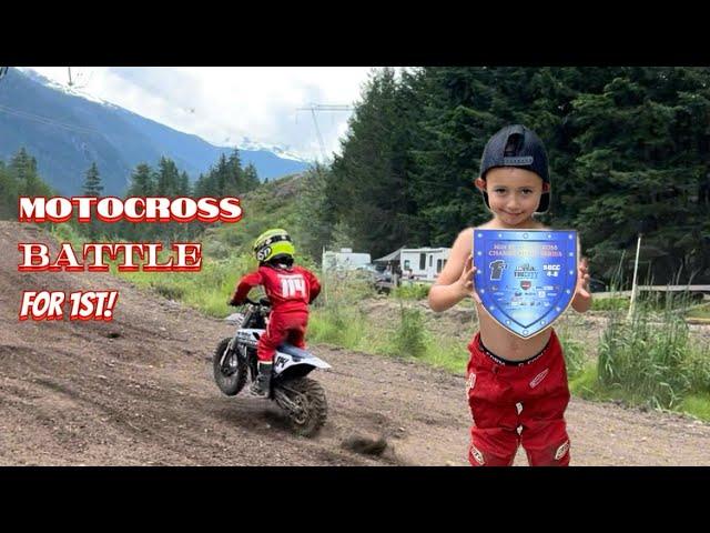 Motocross battle for 1st place in 50cc 4-6 class