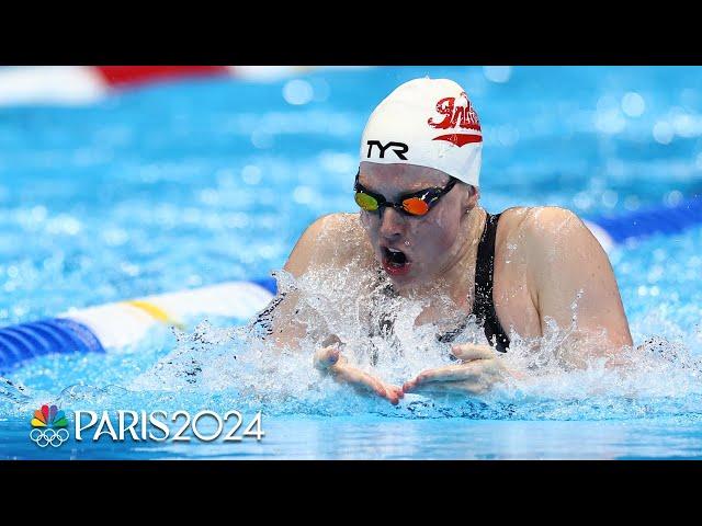 Lilly King STORMS to 100m breaststroke win in front of home crowd at Trials | NBC Sports