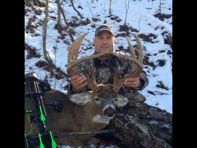Dave Thompson & The "Big Boy" Buck | Big Buck Registry's Hunter Highlight Series