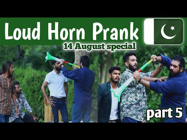 Baja Prank part 5 | Loud horn prank || Velle loog khan ali