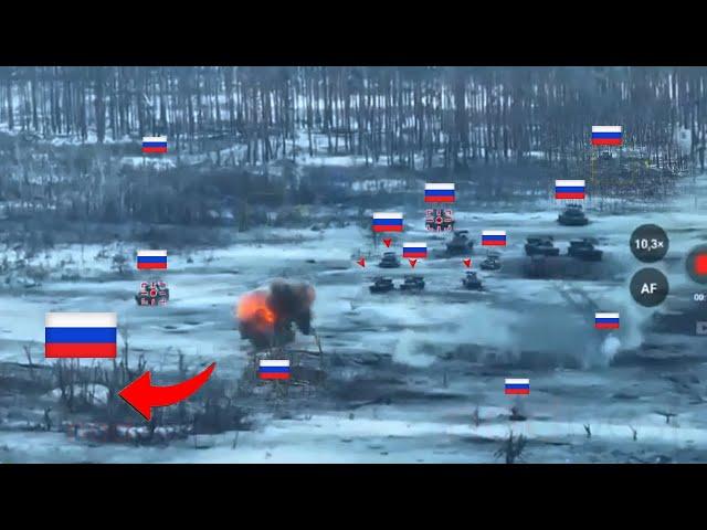 SHOCKING!! Ukrainian tragically destroys a Russian army tank in close combat in the Kursk forest